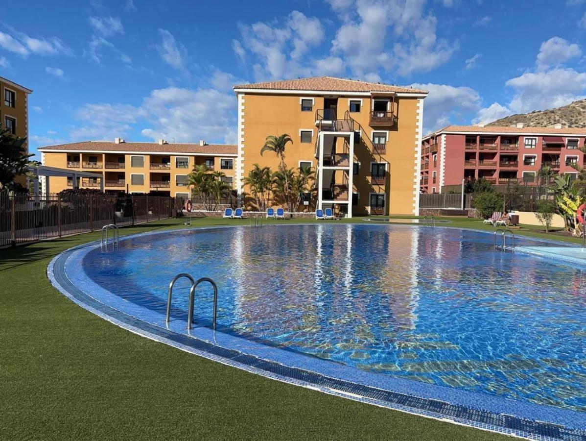 Sunset Palm Mar - Family Friendly Suites エクステリア 写真